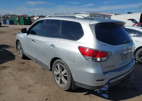 2014 Nissan Pathfinder Platinum/S/Sl/Sv z USA, uszkodzony, nr VIN 5N1AR2MNXEC641704